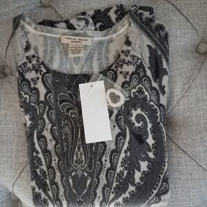 Vertical Design 2-Ply 100% Cashmere sweater